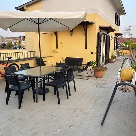 Attico Spaccanapoli con mega terrazzo-2
